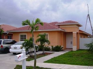 19820 NW 78th Path, Hialeah, FL 33015