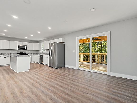5th image of 1053 Benton Tidwell Rd