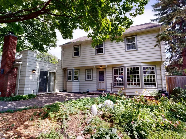 420 9th St SW, Willmar, MN 56201