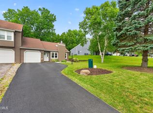 7 Westchester Court, Clifton Park, NY 12065
