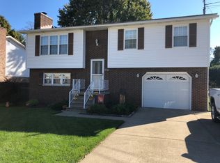 5700 8th Ave, Vienna, WV