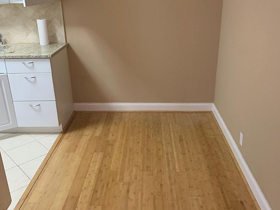 Dining area with Hardwood