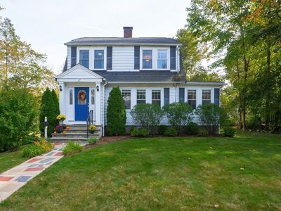 17 Charles St, Walpole, MA, 02081
