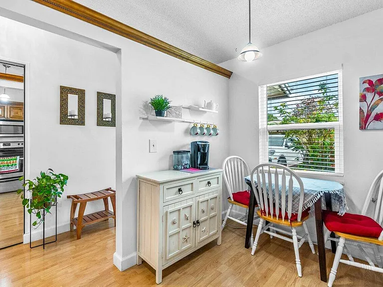 18855 Candlewick Dr — Photo 8