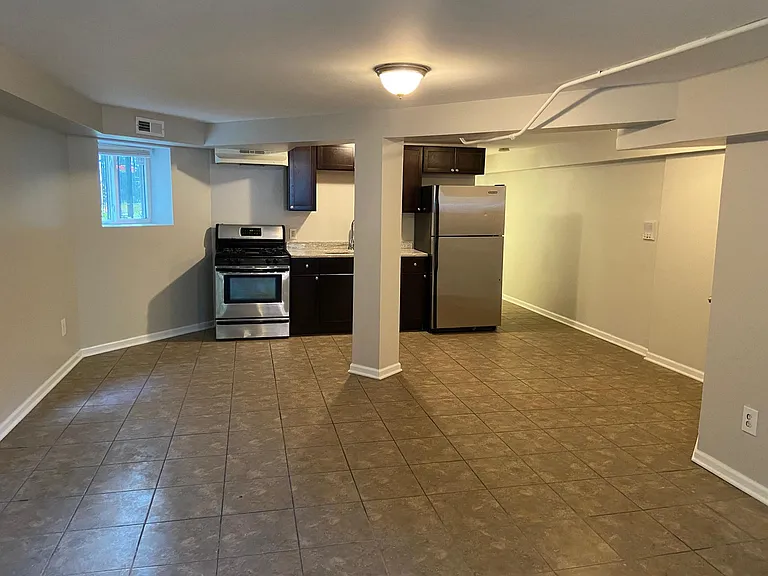 4009 S Calumet Ave — Photo 1