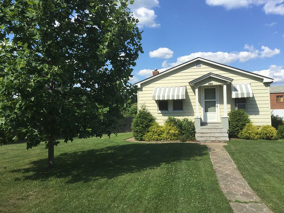 4756 5th Ave Beaver Falls