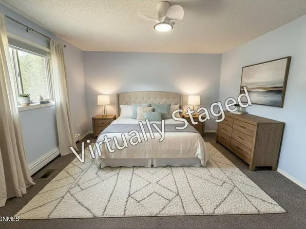 120 Lake Ave APT 4, Bismarck, ND 58504