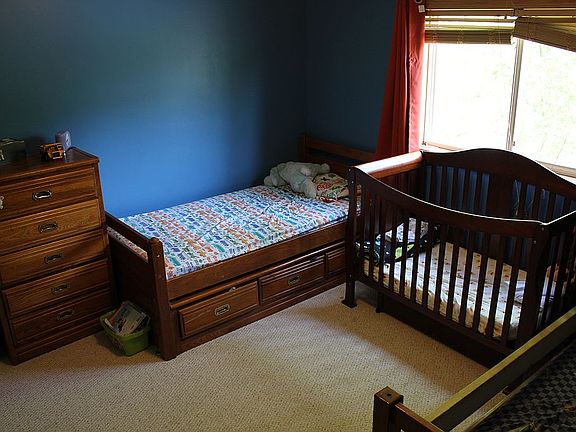Upstairs Bedroom 1