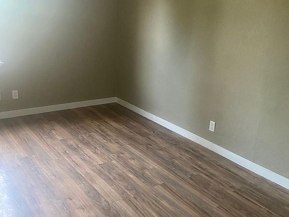 5th image of 510 3rd St