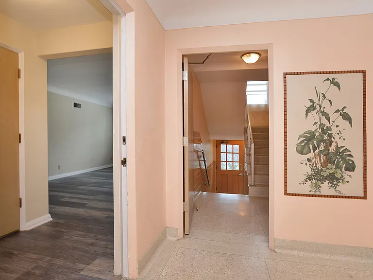 7024 Southland Ave #B — Photo 32