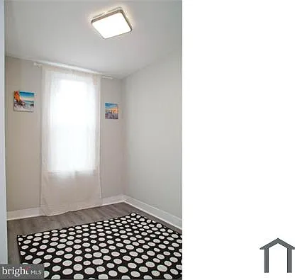2440 S Sheridan St — Photo 10