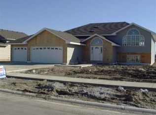 7313 92nd Ln, Crown Point, IN 46307