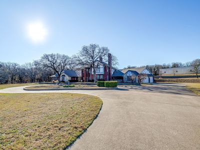 3017 Freeman Ln, Crowley, TX, 76036