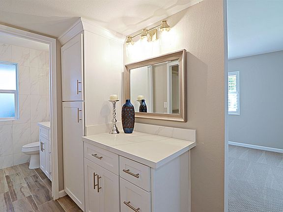 4th image of 10927 W Tropicana Cir