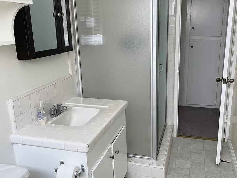 Hampton Ave, LLC - Hampton — Photo 27