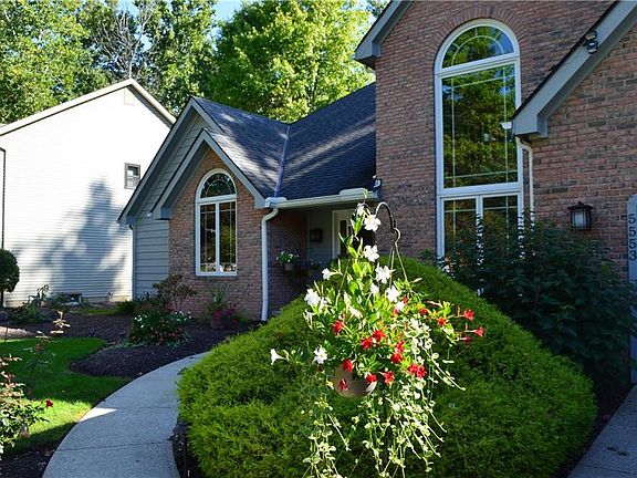 3rd image of 5553 Pheasants Walk Dr