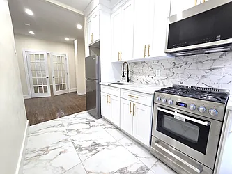 44-09 30th Avenue, #1L