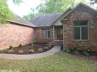708 Heritage Hills Dr, Benton, AR 72019