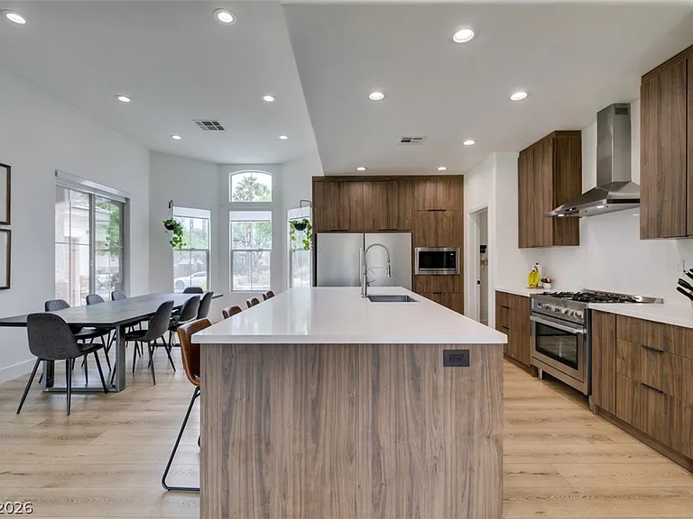 7210 Shallowford Ave — Photo 25