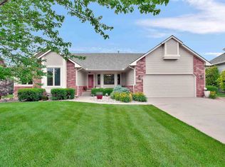 1117 N Bracken St, Wichita, KS 67206