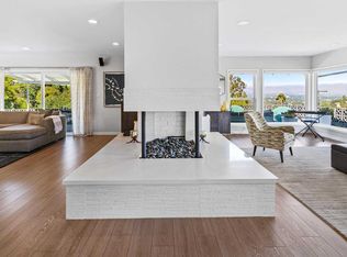 3819 Scadlock Ln, Sherman Oaks, CA 91403