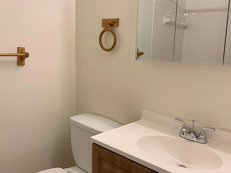 10 Heritage Ct — Photo 8