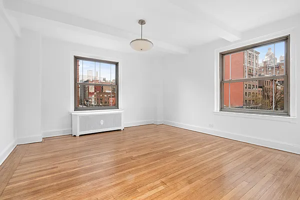 Sold by Compass | media 17