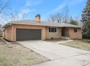 145 Garden Rd, Columbus, OH 43214