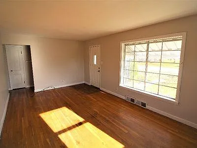 1408 S 26th St — Photo 2