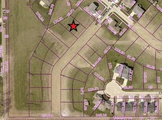 105 Meadowlark Dr, Monroe, IA 50170