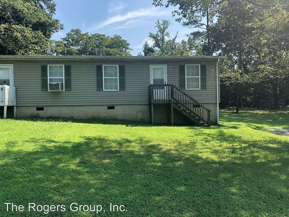 1st image of 223-B Maple Dr