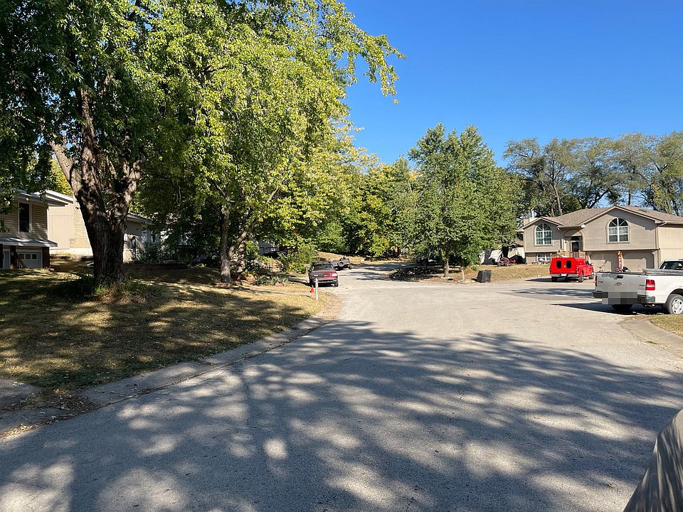 2nd image of 14670 Clemstone Dr
