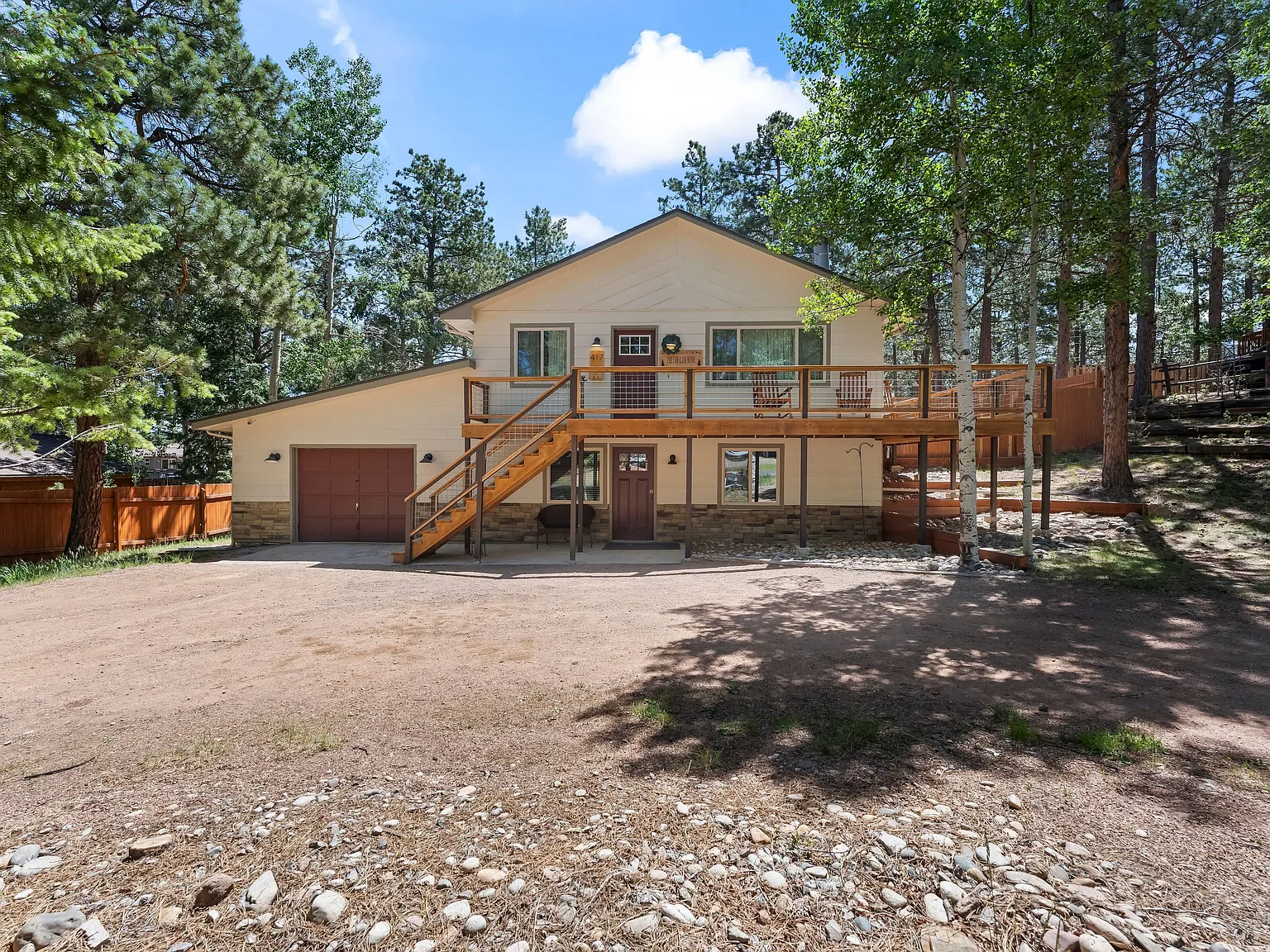 5 bed, 2240 sqft, $3,000 — Photo 1