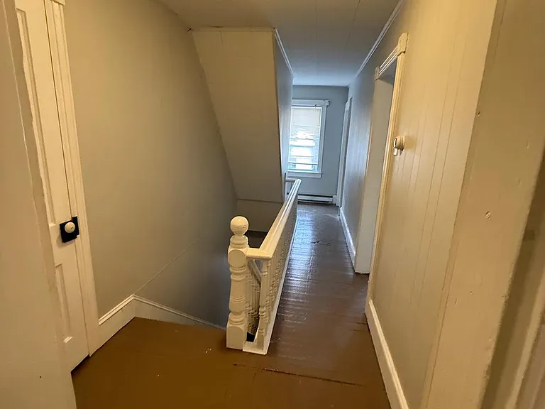 8 S Maple Ave — Photo 7
