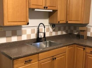 324 N 16th St FLOOR 2, Allentown, PA 18102