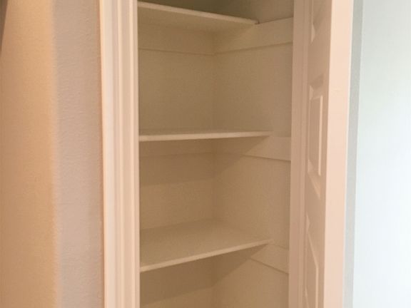 Kitchen pantry