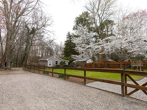 2nd image of 7759 Belroi Rd