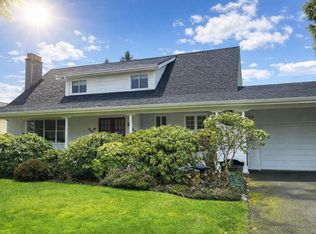 2615 Arbutus Rd, Saanich, BC V8N 1W4