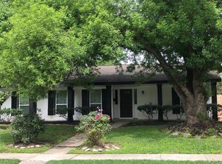 5630 McKnight St, Houston, TX 77035