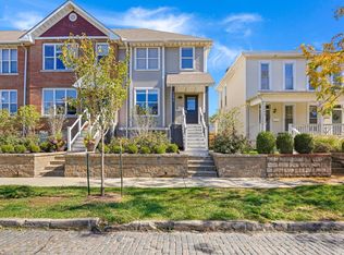 1096 Oregon Ave, Columbus, OH 43201