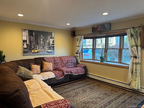 5th image of 3519 Princeton Drive N