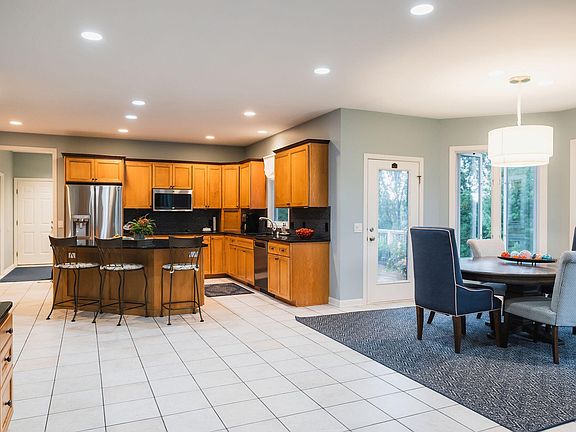 4th image of 1415 Crystalaire Ct SE