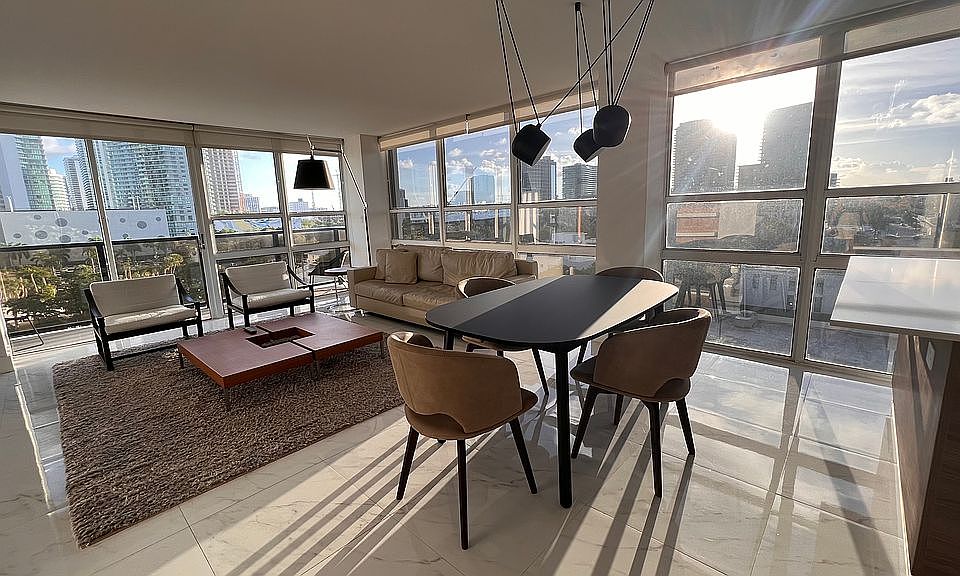 2nd image of 600 NE 36th St APT 721