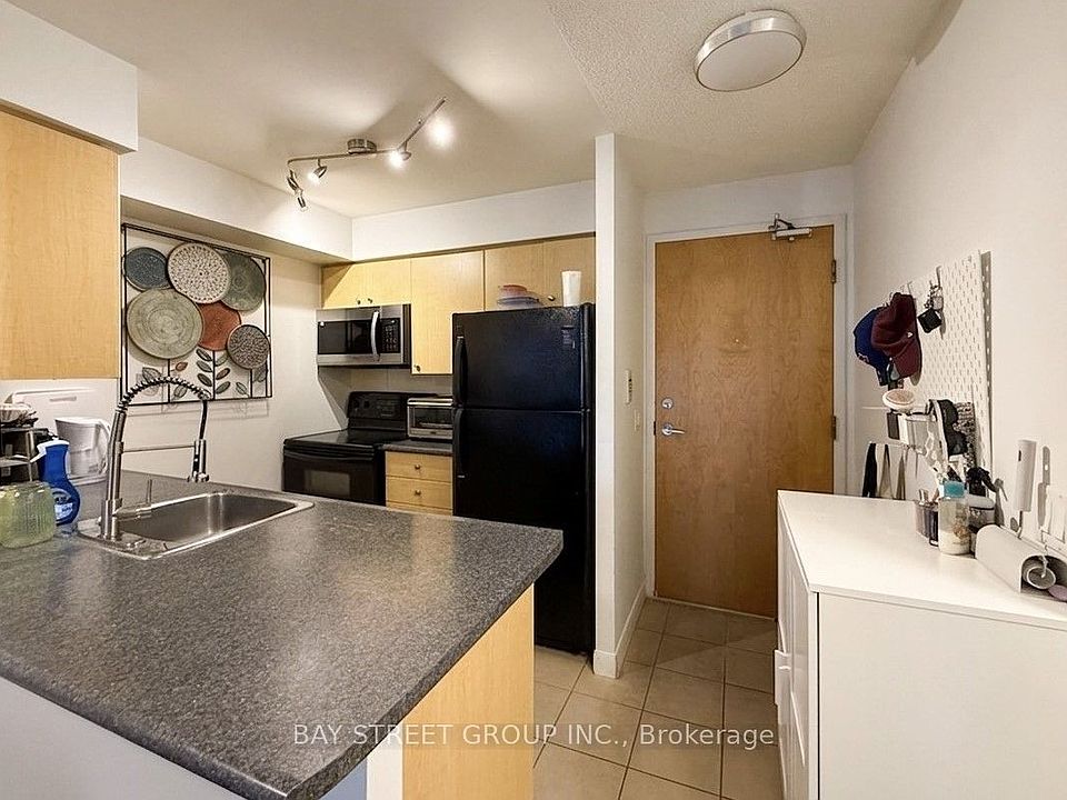 1st image of 4968 Yonge St #1202