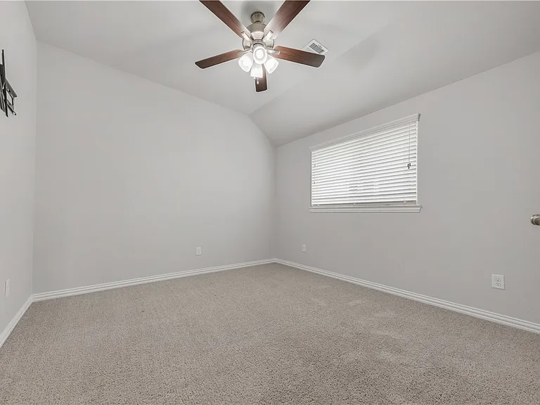 6219 Southern Cross Dr — Photo 15