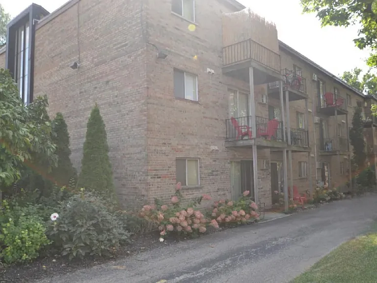 4815 Reading Rd — Photo 15