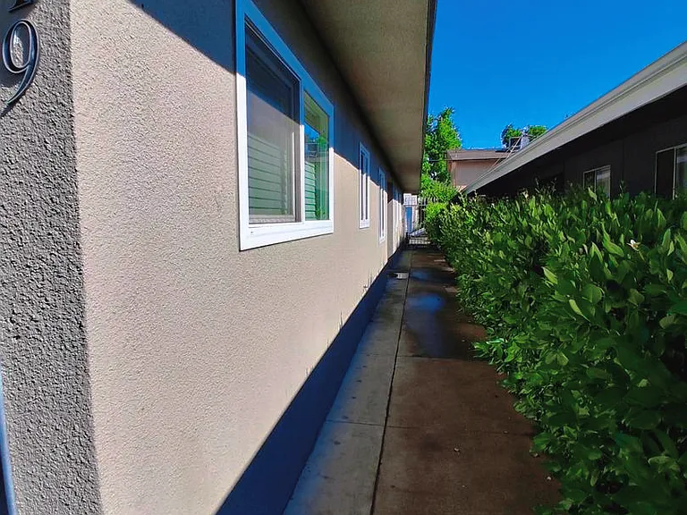 3319 E. Fairmont Ave. — Photo 13