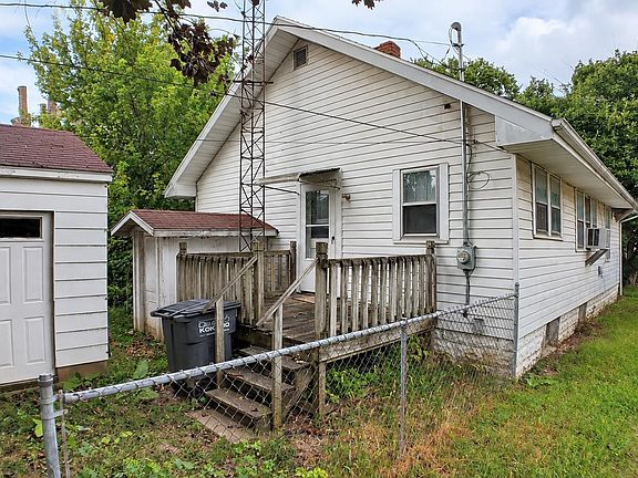 4th image of 905 N Lindsay St