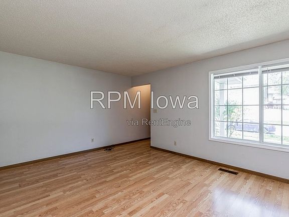 3rd image of 4126 Harris St #4126