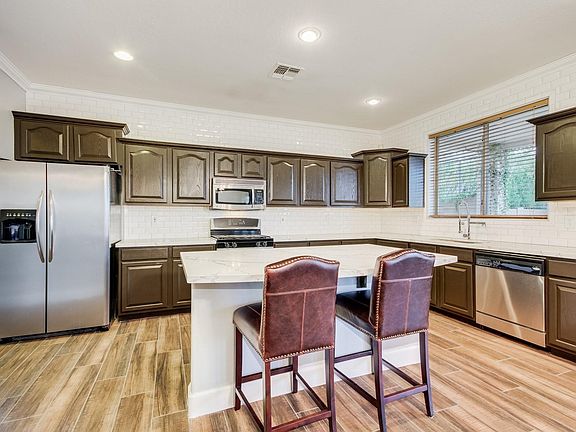 4th image of 8376 W San Miguel Ave